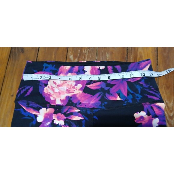 Victoria Secret PINK Tropical Floral Ultimate Leggings w/Mesh cutouts Medium - Picture 10 of 10